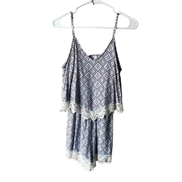 Francesca’s Alya Women Romper Size Small Light Blue Lace Trim Shorts Adjustable - Picture 1 of 16